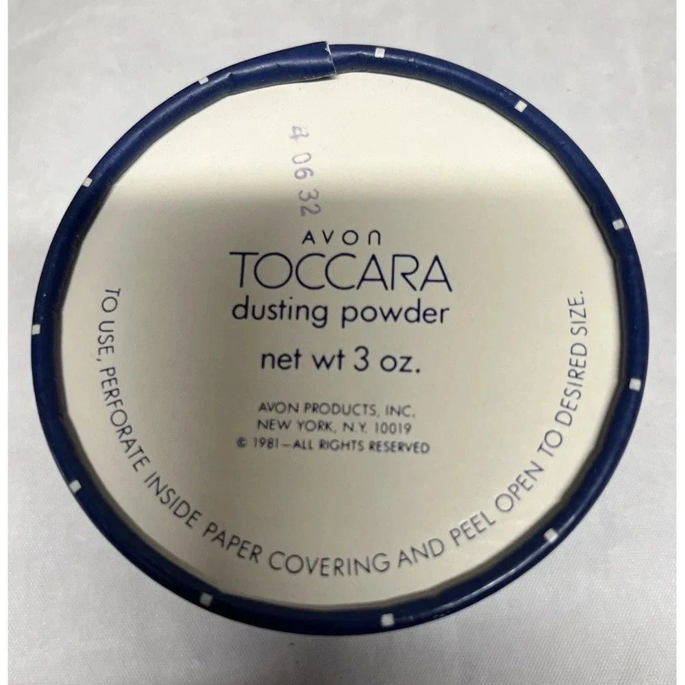 RARE  Vintage Avon Toccara Talc Dusting Powder 3.0 oz